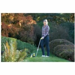 Manche Télescopique Et Roues De Guidage RYOBI Pour Cisaille à Gazon RPA1822 -Manche et accessoires pour manche d'outils de jardin Soldes Magasin 54901409 3